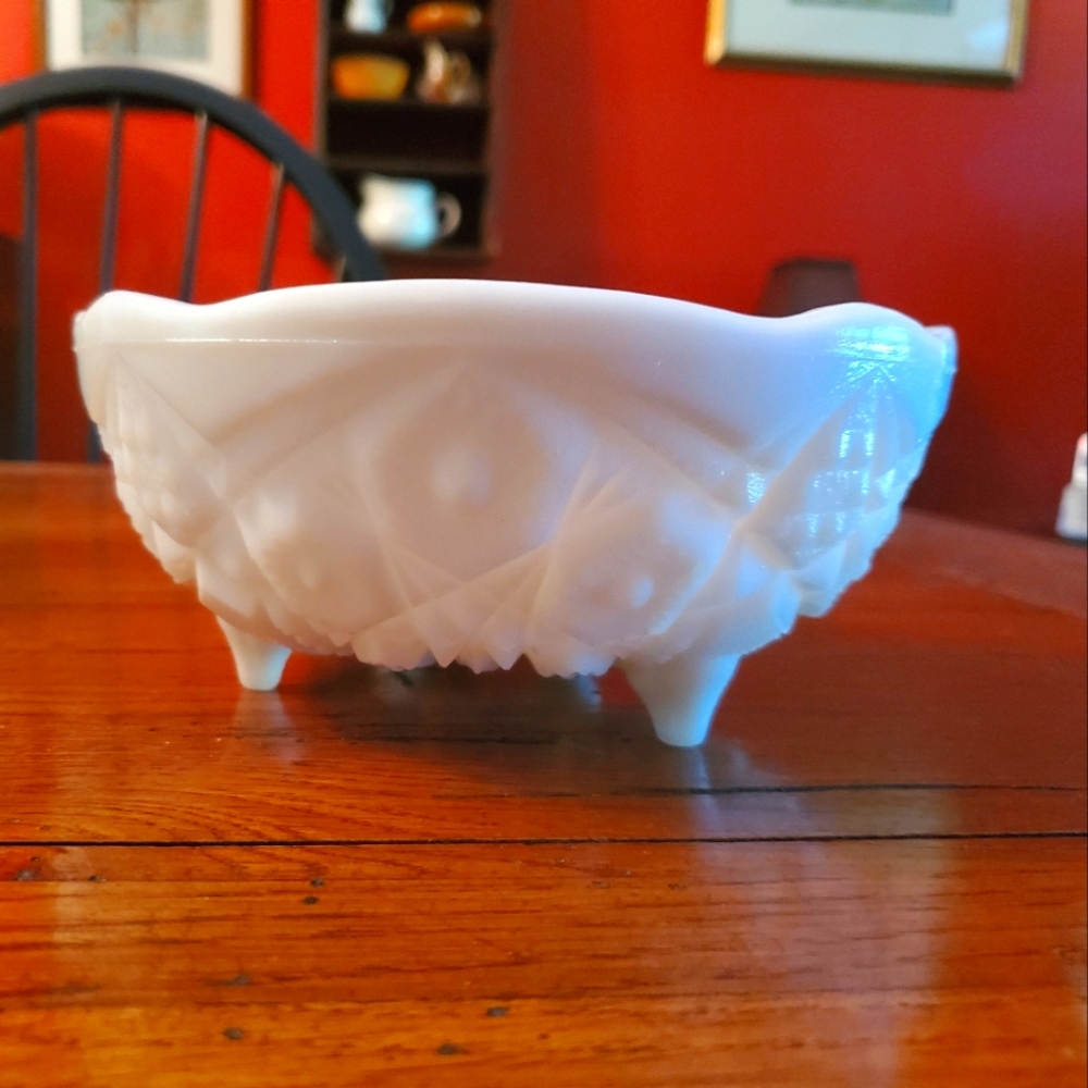 Westmoreland footed milk glass bowl